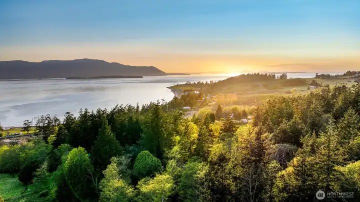 Explore scenic trails and unspoiled beaches Explore scenic trails and unspoiled beaches