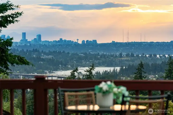 The home boasts breathtaking views of Lake Washington, the Seattle skyline, and the majestic Olympic Mountains. Its vantage point beautifully blends natural scenery with urban charm, creating a stunning retreat ideal for relaxation and inspiration. The home boasts breathtaking views of Lake Washington, the Seattle skyline, and the majestic Olympic Mountains. Its vantage point beautifully blends natural scenery with urban charm, creating a stunning retreat ideal for relaxation and inspiration.