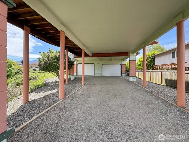 REAR CARPORT