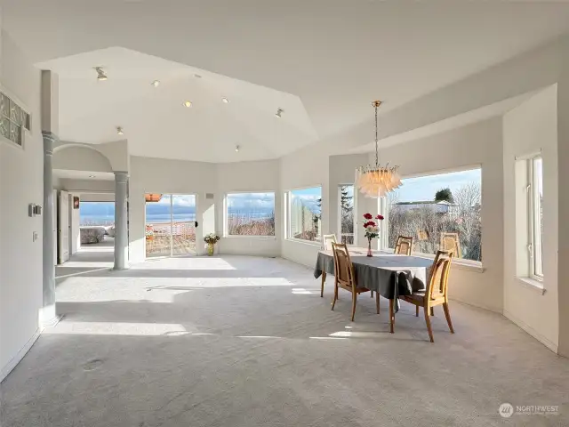 GREAT ROOM/VIEW