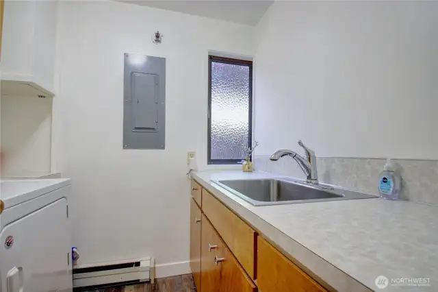 Spacious laundry room