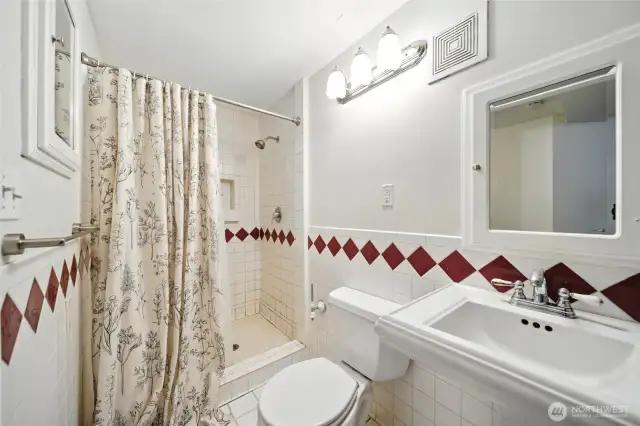 Bathroom 2