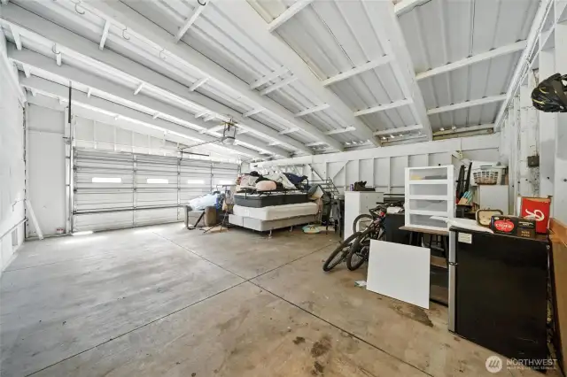 567 SF attached garage
