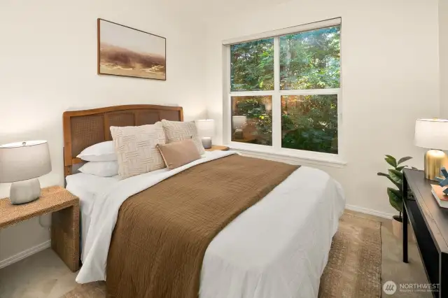 2nd bedroom