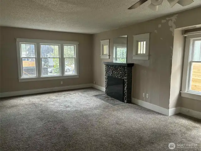 One more angle for you to dream about how this space will become yours.