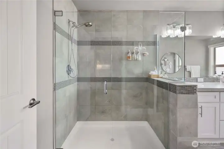 Primary shower