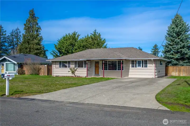 Steilacoom Lake Mid-Century Rambler