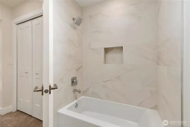 EnSuite with Tub and Shower