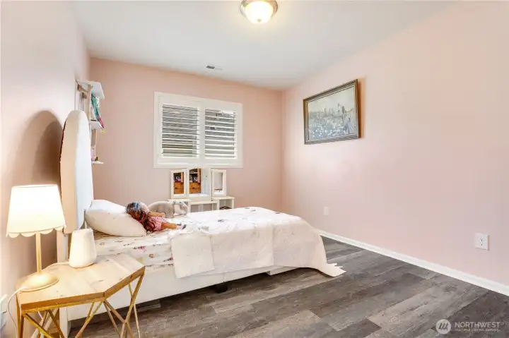 Bedroom #2f