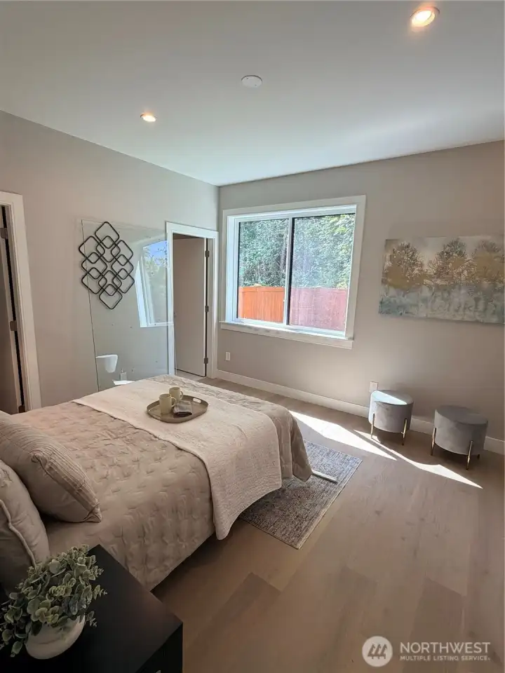 Main floor - Room