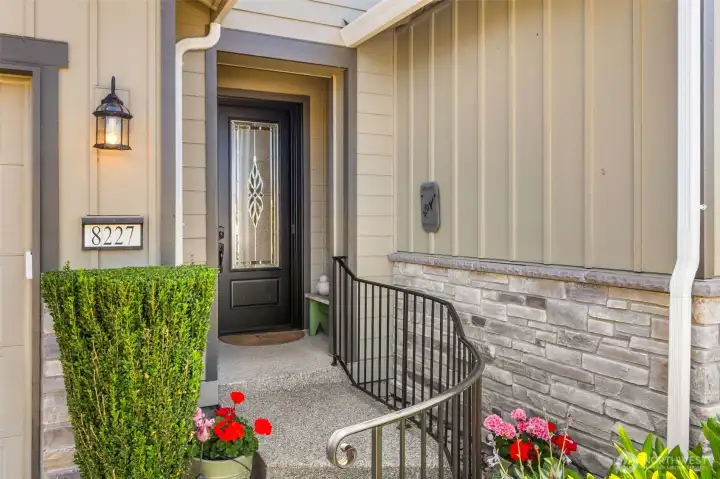 Enter into your new home! Enter into your new home!