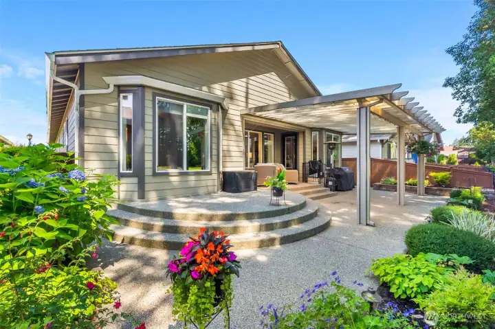 Whether entertaining, gardening, or BBQ'ing, you will love your outdoor space overlooking the golf course Whether entertaining, gardening, or BBQ'ing, you will love your outdoor space overlooking the golf course