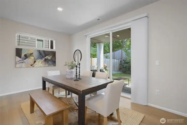 Dining area easily could hold a table for 8 or more. Dining area easily could hold a table for 8 or more.