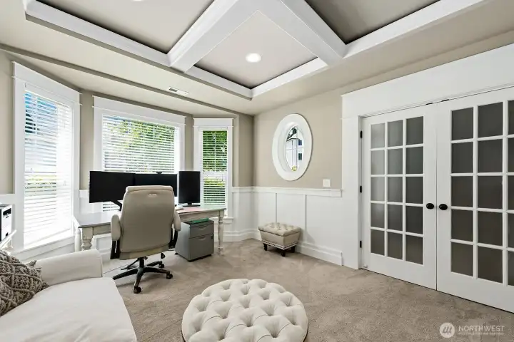Office/Den Office/Den