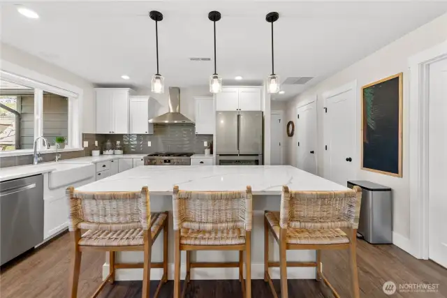 Huge kitchen island, with plenty of space for seating.