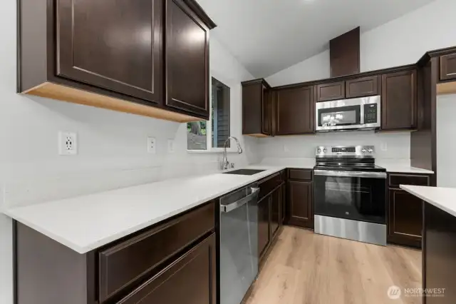 mage is a rendering Photographs are for illustrative purposes only. Features, finishes, interior/exterior colors, landscaping and floorplan shown may vary from actual homes built.