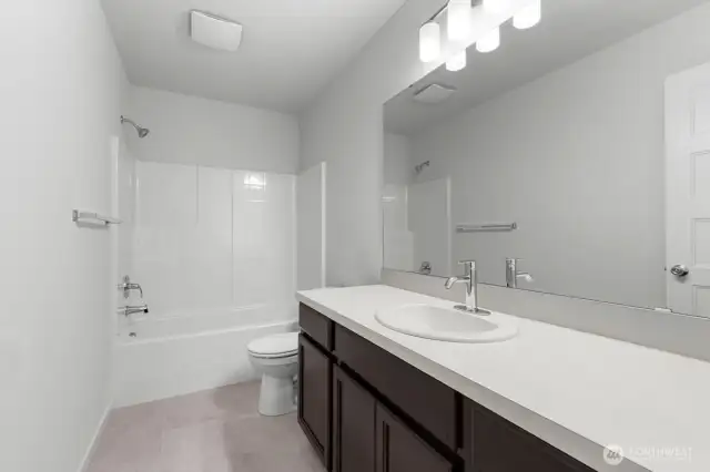 mage is a rendering Photographs are for illustrative purposes only. Features, finishes, interior/exterior colors, landscaping and floorplan shown may vary from actual homes built.