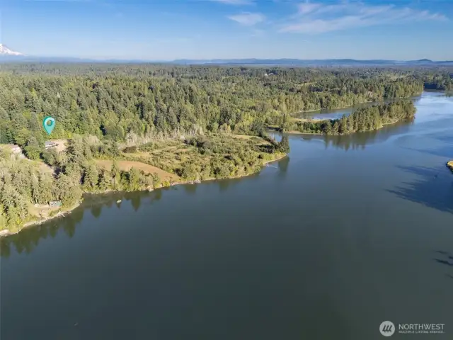 This beautiful setting is waiting for a new owner to enjoy.