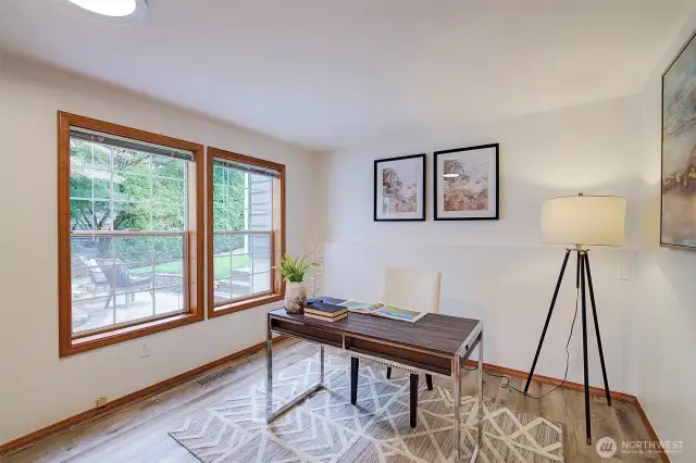 Main Level Bedroom/Office