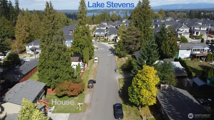 Great location, short distance to Lake Stevens