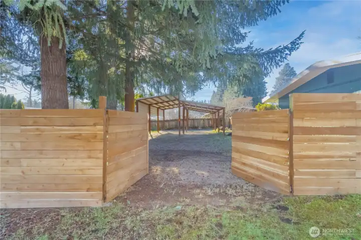 New gates on both sides