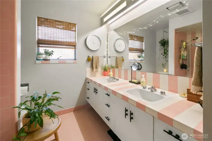 Top floor Unit #1438