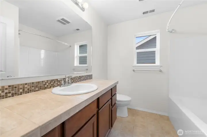 Additional Upstairs Bath