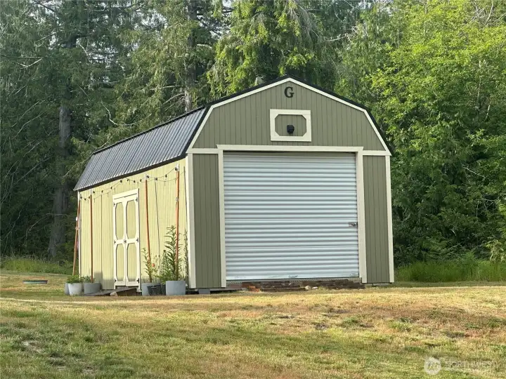 14 *28 ft add garage with two lofts