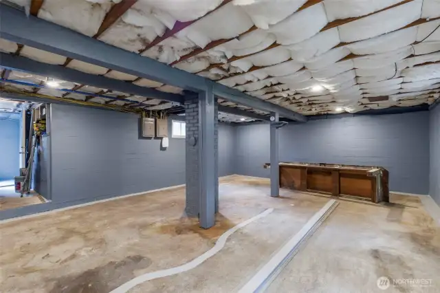 Open basement space