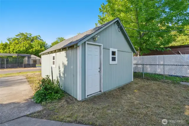 One car garage