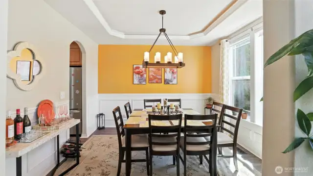 Dining room with milled dentil work