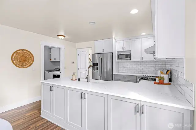 Tons of Cabinetry Space