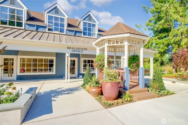 Town Hall - enjoy this vibrant community!
