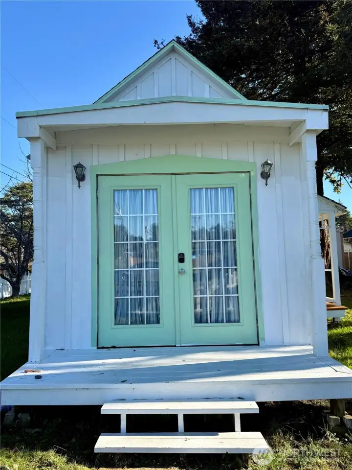 French doors to main living space.