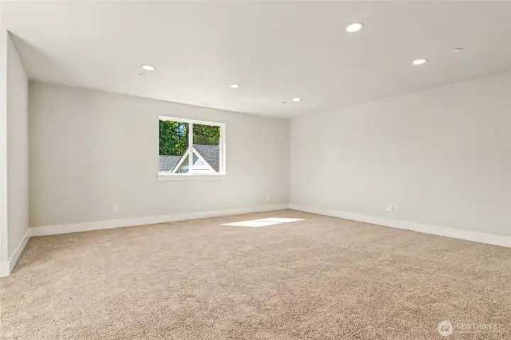Upstairs bonus room Upstairs bonus room