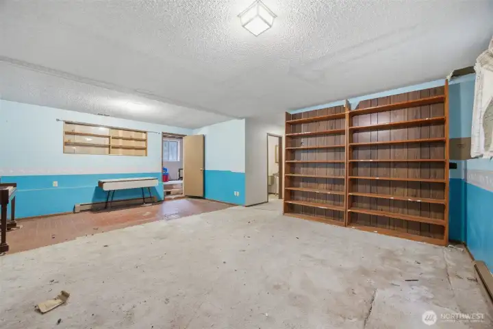 There is a huge family room on the lower level.