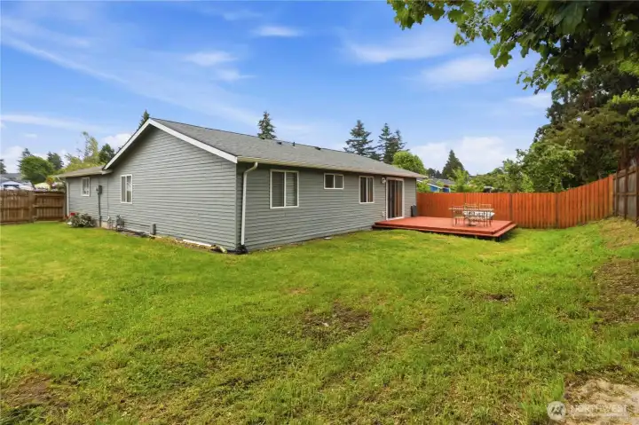 A fully fenced large and nice backyard