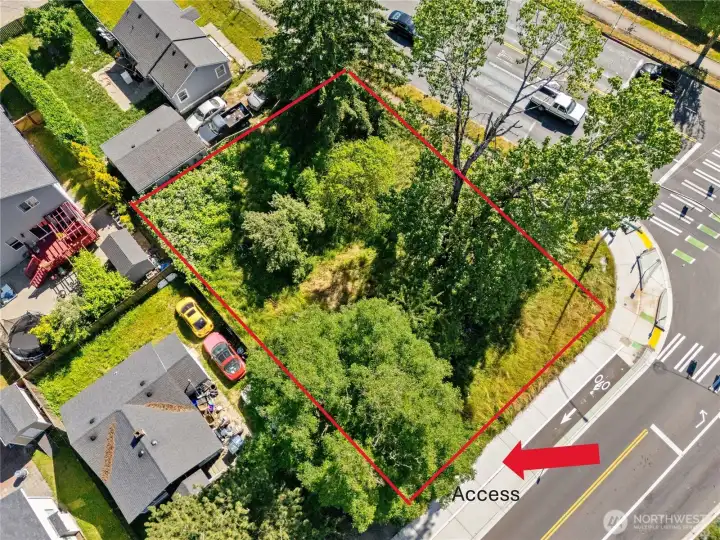 Lot lines are approximate
