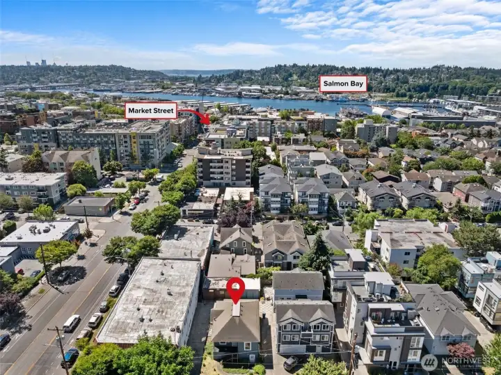 Market Street is just 4 blocks away.