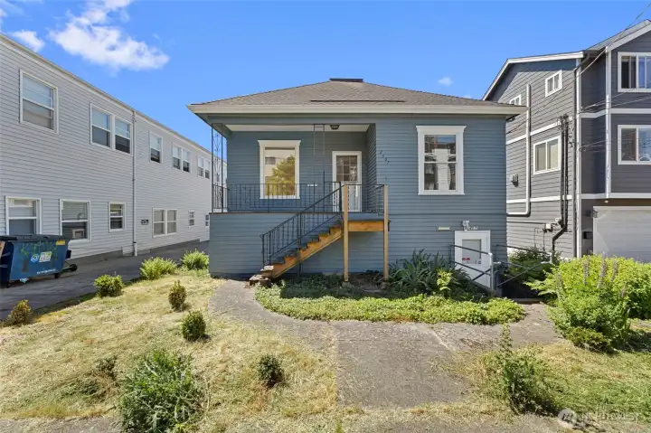 2,150 sq ft with 3,134 sq foot lot