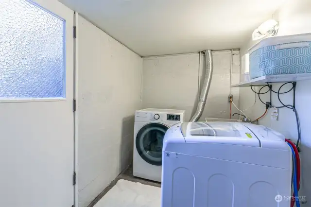 Laundry area with access to the backyard