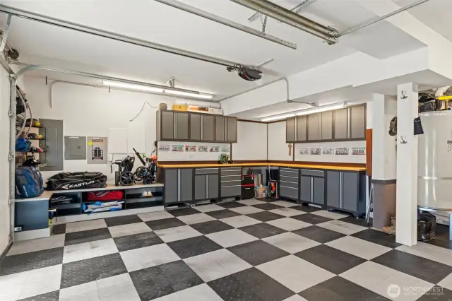 3 Car Garage
