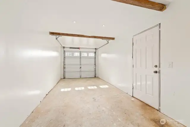2nd bay in garage