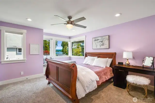 upper bedroom #3