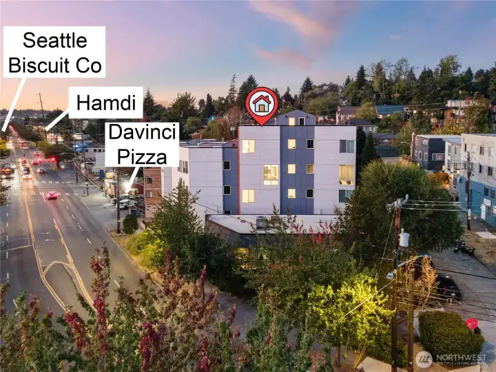 Directly across street from Fremont Canal Park & Burke Gilman Trail. Conveniently located steps from Fremont's 36th Street retail core, and a 1-3 min drive from Leary Way's breweries & restaurants