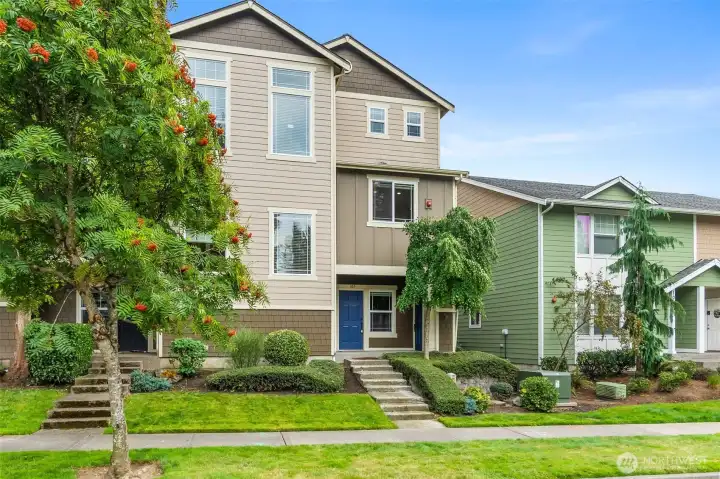 End unit allows for the feeling of privacy.
