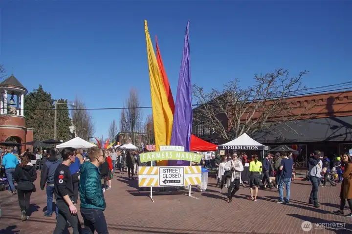 the Ballard Farmers Market is very popular! Held year round on Sundays.  It features many local vendors selling fresh produce, seafood, baked goods and much more.  It is just a block away from the Canal Station.