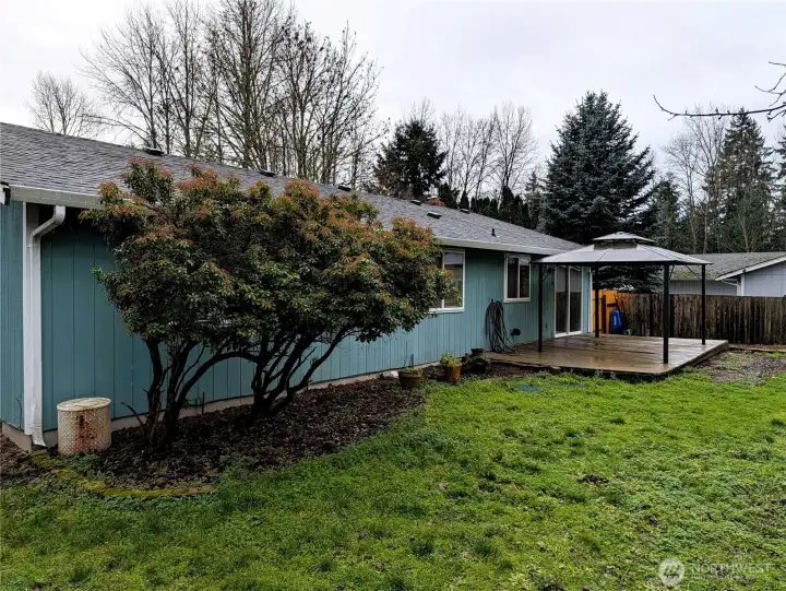 Large fenced back yard with deck & gazebo. Ideal for entertaining. #11823 150th St Ct E, Puyallup, WA 98374
