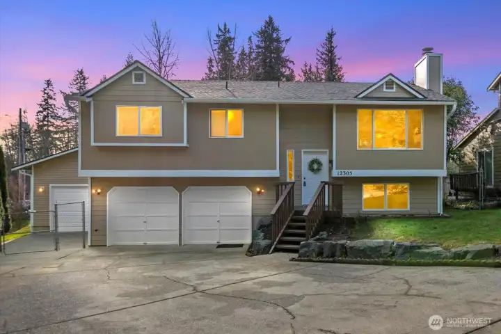 Beautiful South Everett Home