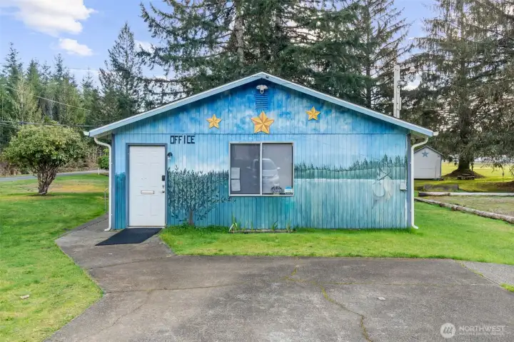 Clubhouse, lake, golf course and playground